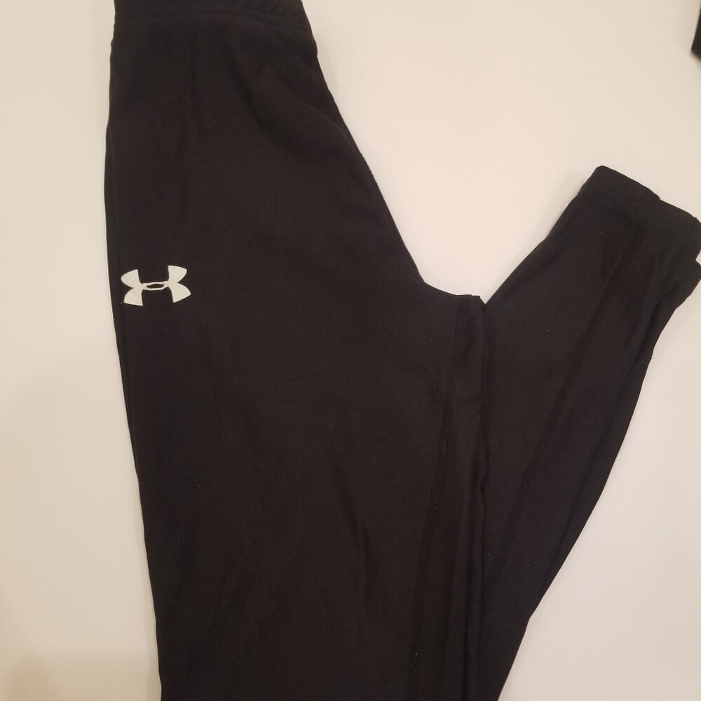 Under armour performance apparel